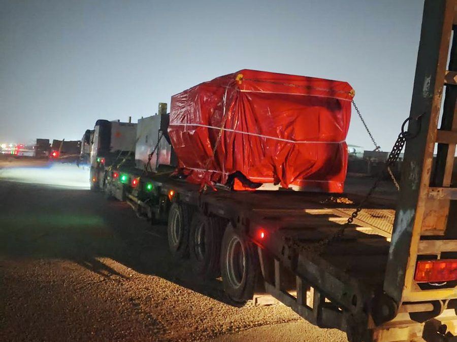 Night move on a lowbed